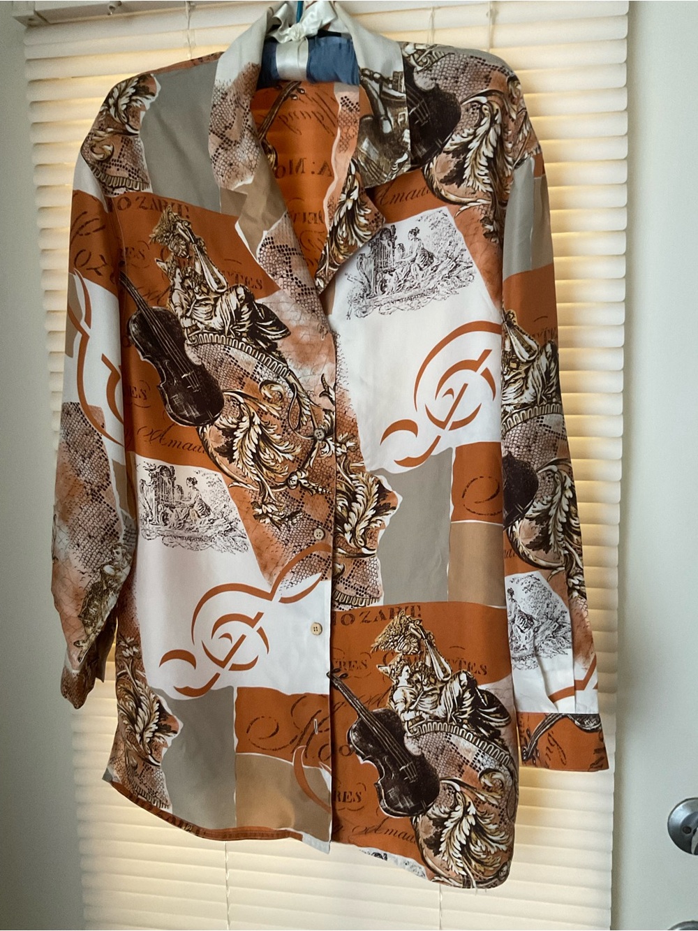 August Silk Blouse Women Size S Artsy Musician Button Tunic 100% Silk